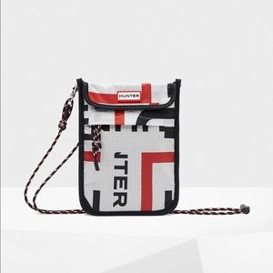 Hunter Packable Phone Pouch